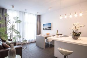 Maurits Apartments & Suites