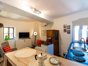 Holiday Home La Terrazza Soleggiata di Maria by Interhome