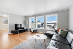 Urban Aurora - Apartment 1 & 2 - Free parking