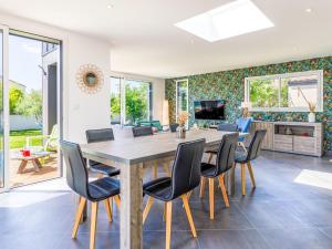 Maisons de vacances Holiday Home Villa Sunset by Interhome : photos des chambres