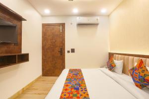 Via Sugar Inn Near Rajouri Garden