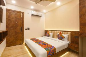 Via Sugar Inn Near Rajouri Garden