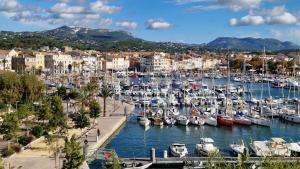 Maisons de vacances Gite Le Gite Sanary-sur-mer centre ville. : photos des chambres