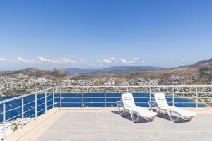 Stunning Sea View Cosy Apartment