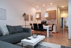 City Lights Apartment