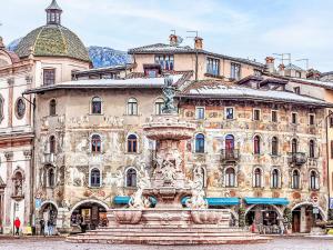 Apartment Serafini Luxury Rent by Interhome