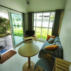 Cozy house by the sea