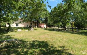 Beautiful Home In Courry With Kitchen