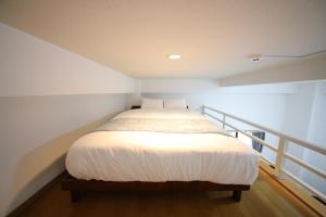 goom Hotel Nakasu BLUGE