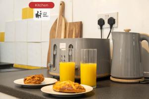 2 BR Apartment By Littlepiggyrentals Short Lets & Serviced Accommodation Leicester With Wi-Fi, Free Parking & Outdoor Area