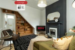 2 BR Apartment By Littlepiggyrentals Short Lets & Serviced Accommodation Leicester With Wi-Fi, Free Parking & Outdoor Area