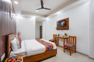 FabHotel Frolic Luxury Stay