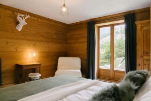 B&B / Chambres d'hotes Les 9 Neves, Restaurant & Chambres d-hotes : photos des chambres