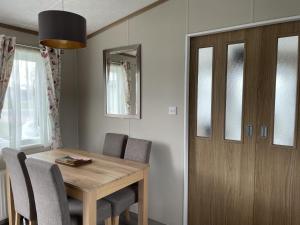 Lodge No 54 - Stewarts Resort Cameron