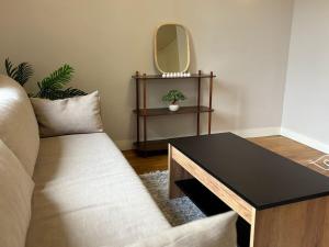 Appartements Grand T3 90m2 Haussmanien avec suite en centre ville et parking TOUT inclus : photos des chambres