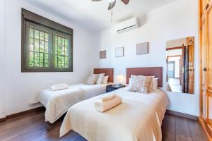 VB Moraleda Villa 3BR Sea Views