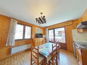 Appartements Studio cabine 5 pers, proche patinoire et pistes, Le Grand-Bornand - FR-1-241-45 : photos des chambres