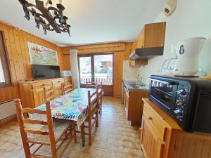 Studio cabine 5 pers, proche patinoire et pistes, Le Grand-Bornand - FR-1-241-45