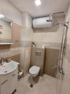 Студио за гости -Синхрон- Трявна