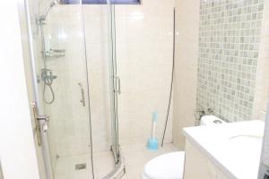 modern living three bedroom apartment with fully equipped gym swimming pool private parking space, child playground area and amazing scenic views