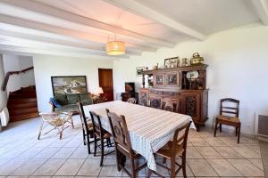 Maisons de vacances Maison familiale vue mer douceur a Clohars : photos des chambres