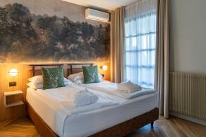 Superior Double Room with Mountain View room in Hotel Querceto Wellness & Spa