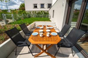 Garten, Küche, Parkplatz & Mehr - Komfort Apartment Bavaria