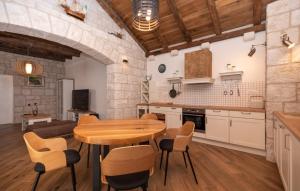 Villa Hilltop View - Split by Villas Guide