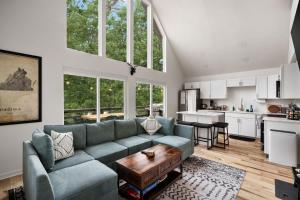 Fireplace Grill Games & Dogs near Bryce Resort