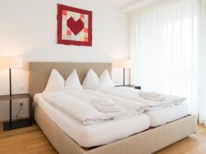 Edelweiss Mountain Suites 07-06