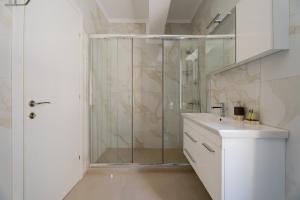 SithoniaRS Avina Luxury Maisonette