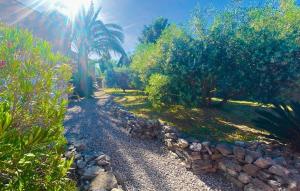 Maisons de vacances 3 Bedroom Cozy Home In Quarante : photos des chambres