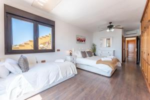 VB Moraleda Villa 3BR Sea Views