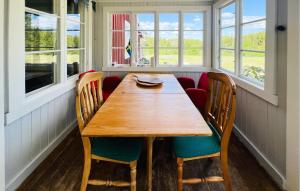 6 Bedroom Cozy Home In Högsäter