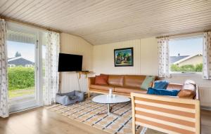 Beautiful Home In Bogense With Wifi