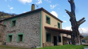 Casa Rural La Pumarada de Limés