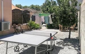 Maisons de vacances Stunning Home In Saint-Nazaire-D'aude : photos des chambres