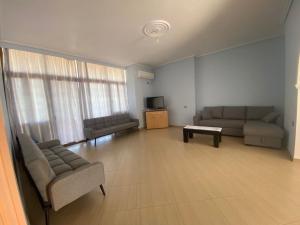 Villa Earta & Leo Ksamil