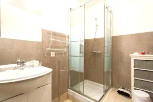 Studio charmant au cœur de Cannes avec balcon et parking