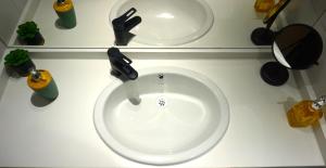 Apt Barrio Histórico 3 min Metro, Wifi, Netflik, Comodidad