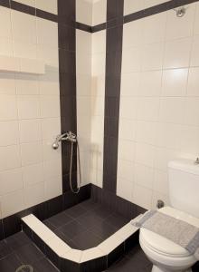 Thetis III, the Beach House