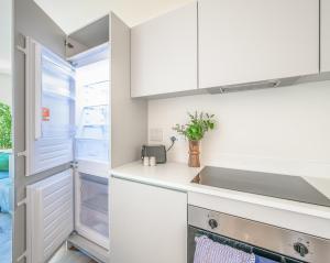 Bright & Spacious Central Birmingham 1 Bed Flat