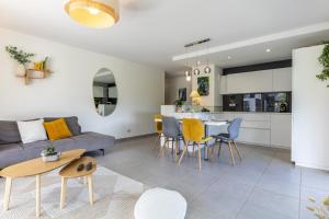 Appartements Tournette, vue montagne & belle terrasse : photos des chambres