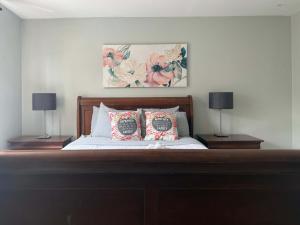 Heart Downtown 2BD NEW Paint floor CITY View LM207