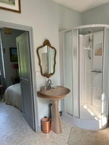 B&B / Chambres d'hotes Domaine Les Bruyeres : Chambre Double