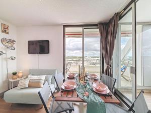 Apartment Les Marquises-2 by Interhome