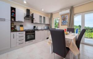 Beautiful Apartment In Labin