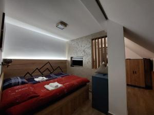 Apartment - Split Level room in Apartman Miris bora