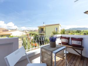 Apartment Smeralda by Interhome