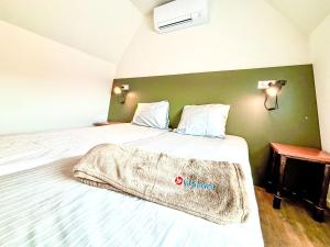 Holiday Home Beach House Westkapelle 103 D by Interhome